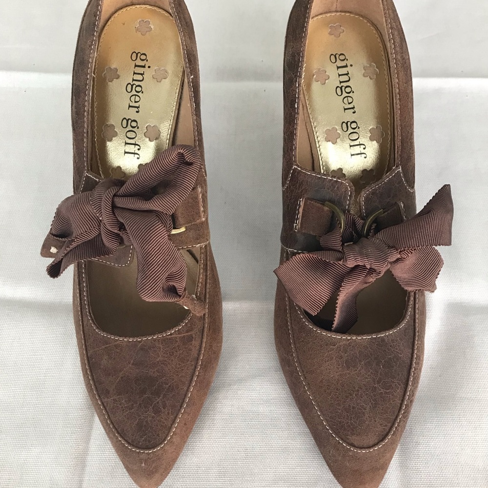 Shoes - Picture 2 of 5